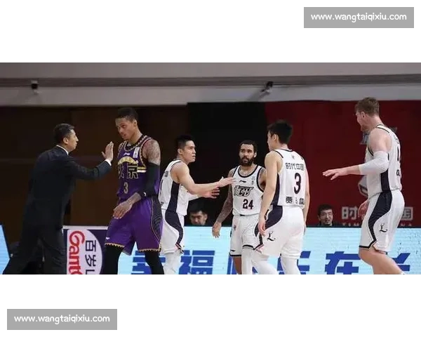 NBA最新积分榜揭晓 强队争锋季后赛形势愈发明朗 NBA最新积分榜揭晓 强队争锋季后赛形势愈发明朗